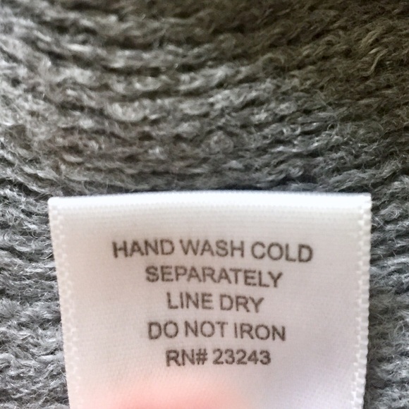 New York & Co Beanie Hat and Infinity Scarf Set - Picture 5 of 5